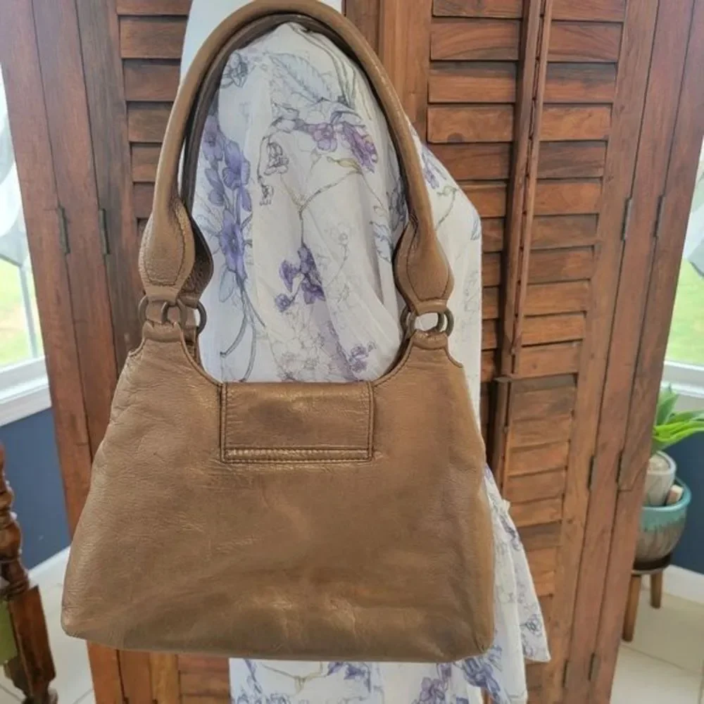 Coccinelle brown leather shoulder bag hobo style‎ purse